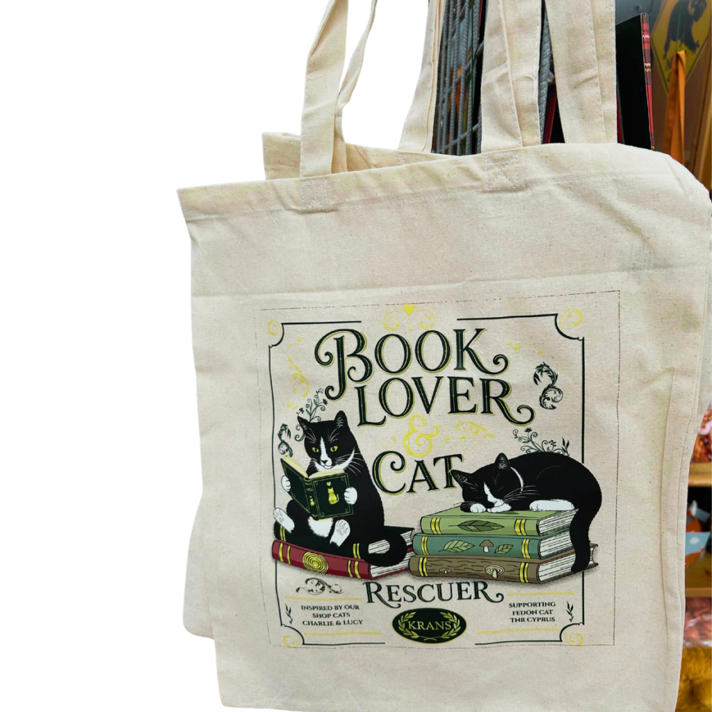 Krans charity tote bag featuring cats designed to support cat rescue efforts